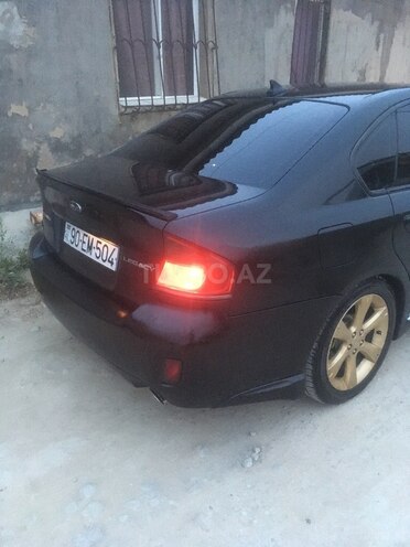 Subaru Legacy-4