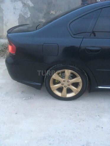 Subaru Legacy-5