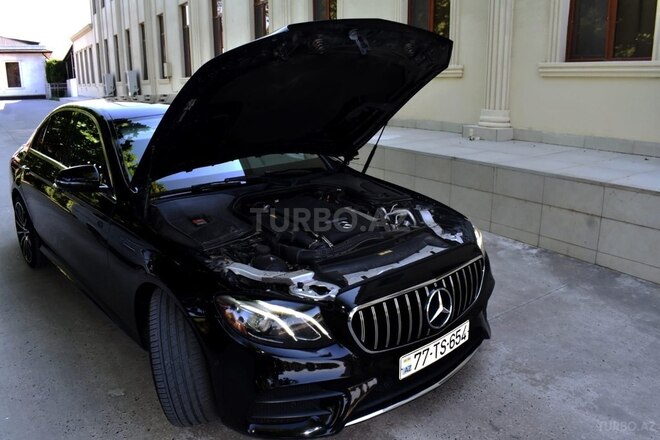Mercedes E 300 2018, 105,000 km - 2.0 l - Bakı