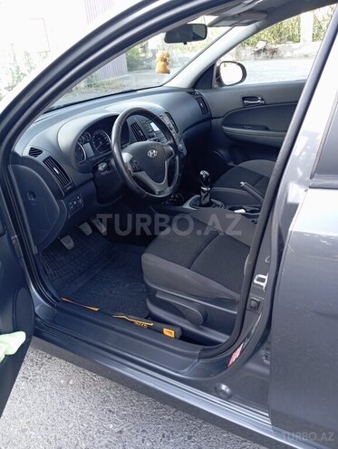 Hyundai i30 2011, 201,000 km - 1.6 l - Bərdə