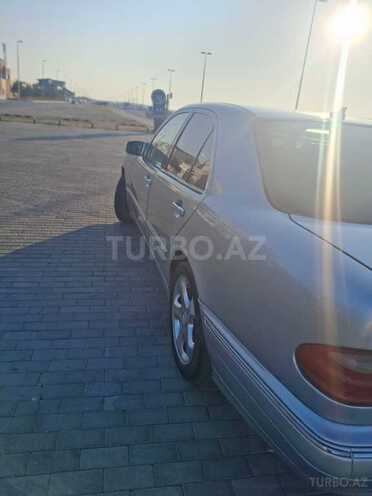 Mercedes E 280 2000, 300,000 km - 2.8 l - Bakı