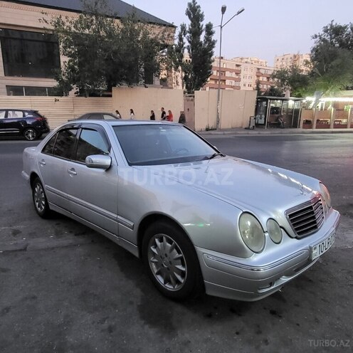 Mercedes E 270 2000, 457,000 km - 2.7 l - Bakı