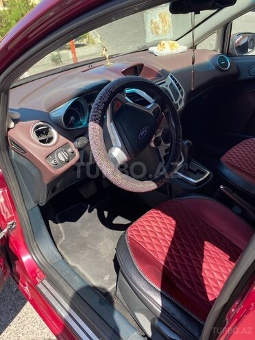 Ford Fiesta 2012, 250,000 km - 1.4 l - Bakı
