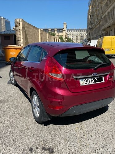 Ford Fiesta 2012, 250,000 km - 1.4 l - Bakı
