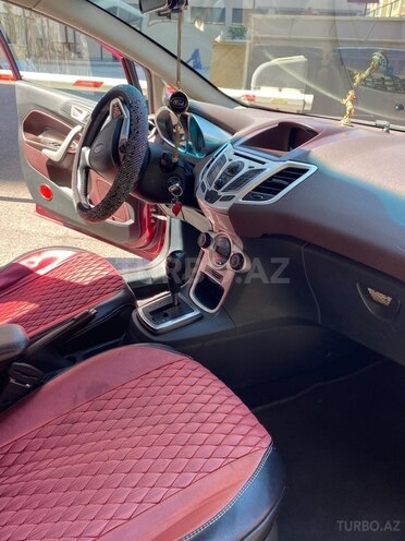 Ford Fiesta 2012, 250,000 km - 1.4 l - Bakı