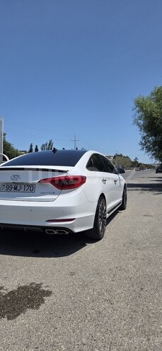 Hyundai Sonata-8