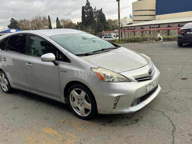 Toyota Prius V 2012, 315,000 km - 1.8 л - Bakı