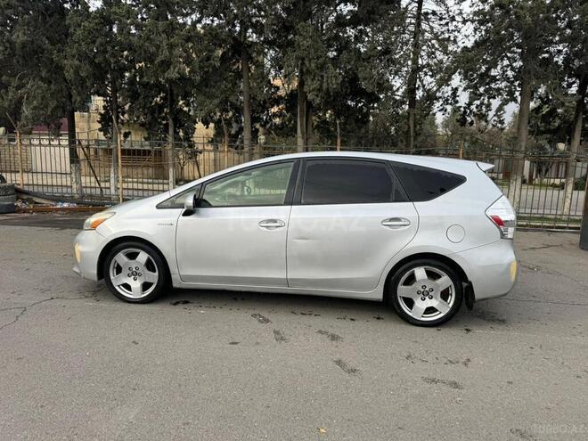 Toyota Prius V 2012, 315,000 km - 1.8 л - Bakı