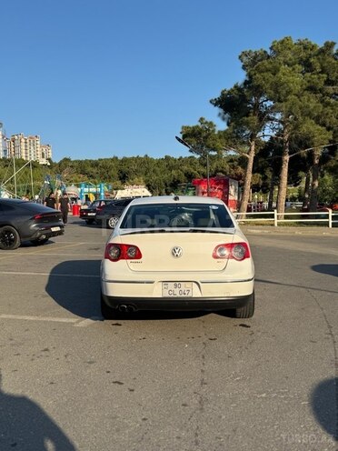Volkswagen Passat 2006, 260,000 km - 2.0 l - Bakı