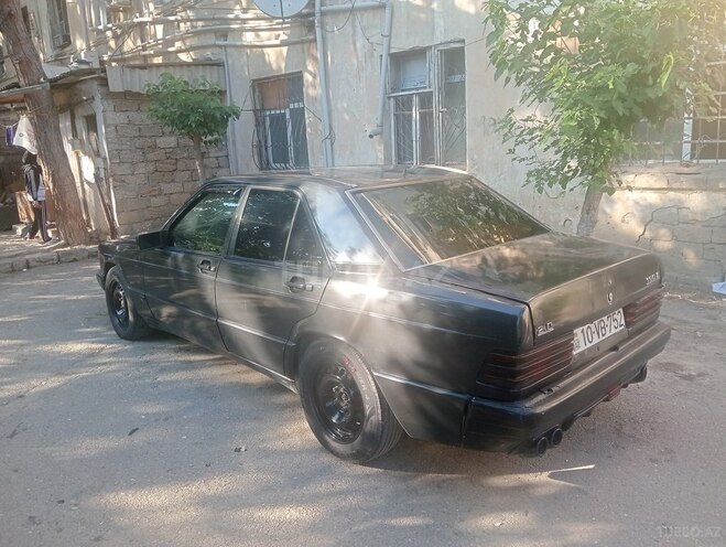 Mercedes 190 1992, 255,649 km - 2.0 л - Bakı