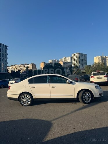 Volkswagen Passat 2006, 260,000 km - 2.0 l - Bakı
