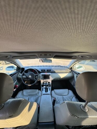 Volkswagen Passat 2006, 260,000 km - 2.0 l - Bakı