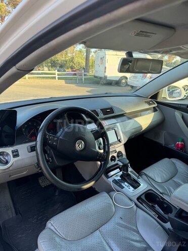 Volkswagen Passat 2006, 260,000 km - 2.0 l - Bakı