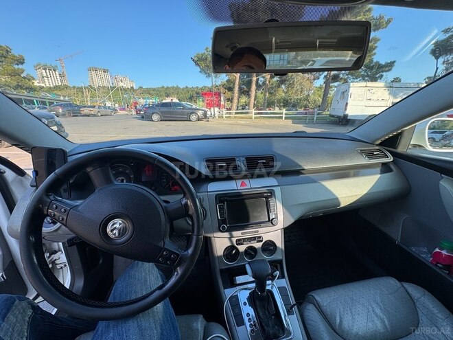 Volkswagen Passat 2006, 260,000 km - 2.0 l - Bakı