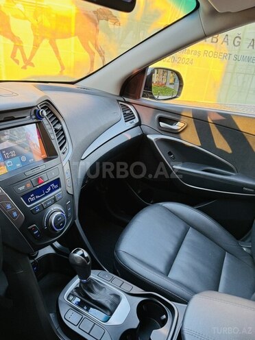 Hyundai Santa Fe-9