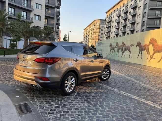 Hyundai Santa Fe-7