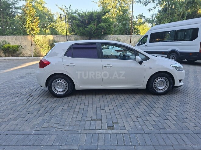 Toyota Auris 2009, 222,222 km - 1.4 l - Masallı