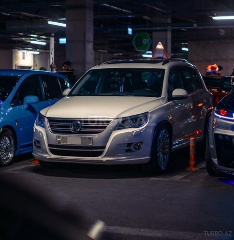 Volkswagen Tiguan 2010, 210,000 km - 2.0 l - Bakı