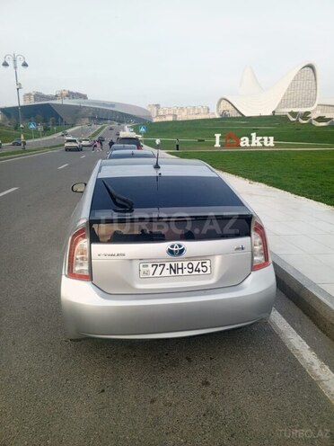 Toyota Prius 2015, 436,803 km - 1.8 л - Bakı