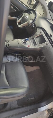 Toyota Prius 2015, 436,803 km - 1.8 л - Bakı
