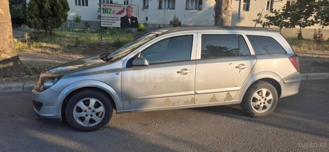 Opel Astra 2006, 420,000 km - 1.3 l - Gəncə