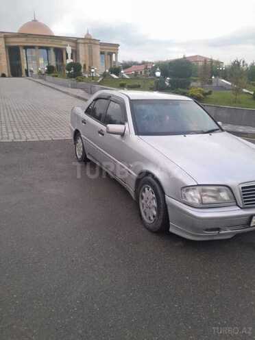Mercedes C 180-2