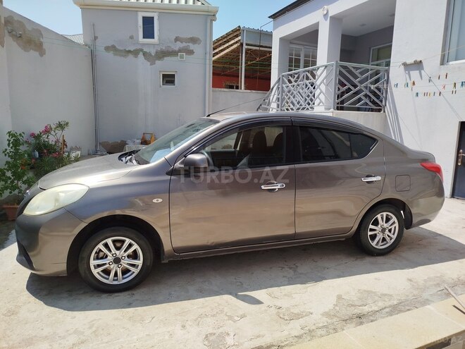 Nissan Sunny 2013, 157,000 km - 1.2 l - Bakı