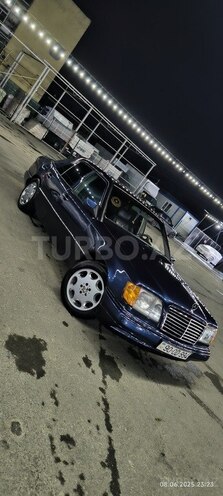 Mercedes E 220 1995, 495,000 km - 2.2 l - Bakı