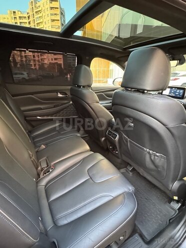 Hyundai Santa Fe-10