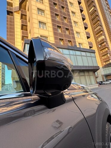Hyundai Santa Fe-15
