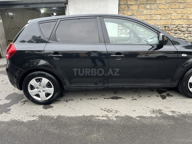 Kia Ceed 2008, 286,000 km - 1.6 л - Zaqatala