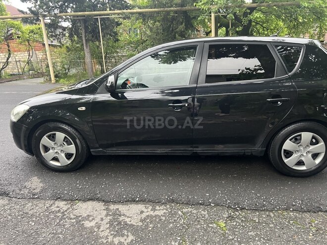 Kia Ceed 2008, 286,000 km - 1.6 л - Zaqatala