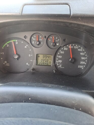 Ford Transit-9