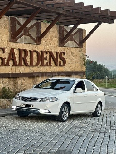 Daewoo Gentra-14