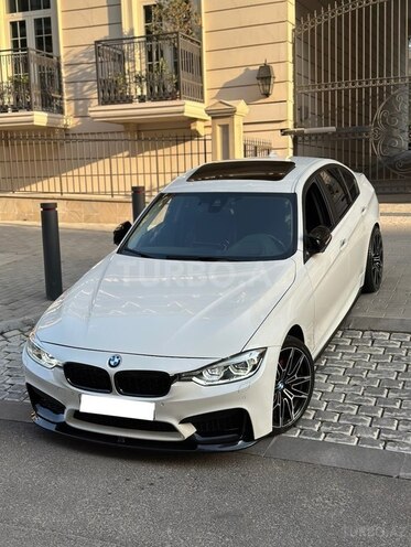 BMW 320-2