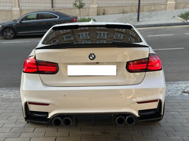 BMW 320-7