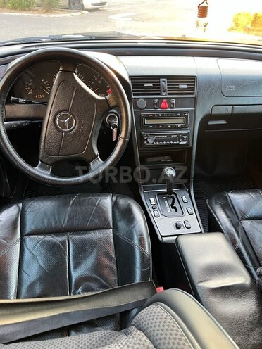 Mercedes C 280 1996, 318,963 km - 2.8 l - Bakı