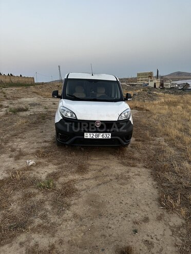 Fiat Doblo 2017, 235,000 km - 1.4 l - Bakı