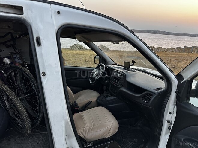 Fiat Doblo 2017, 235,000 km - 1.4 l - Bakı