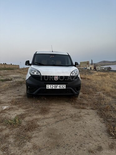 Fiat Doblo 2017, 235,000 km - 1.4 l - Bakı