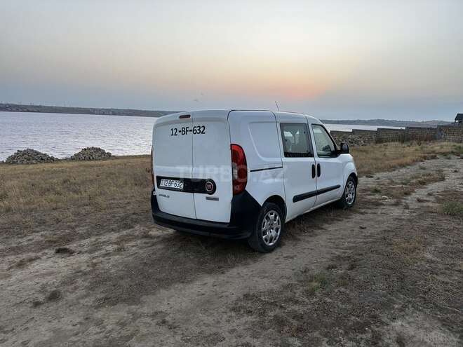 Fiat Doblo 2017, 235,000 km - 1.4 l - Bakı