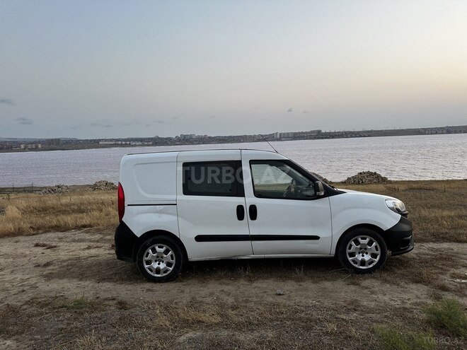 Fiat Doblo 2017, 235,000 km - 1.4 l - Bakı