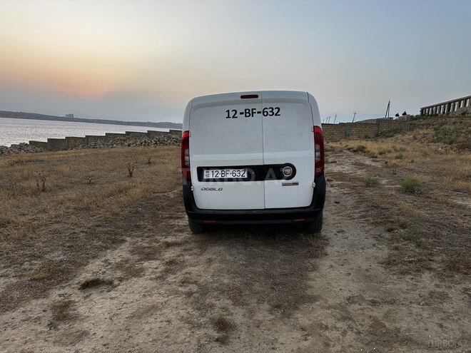 Fiat Doblo 2017, 235,000 km - 1.4 l - Bakı