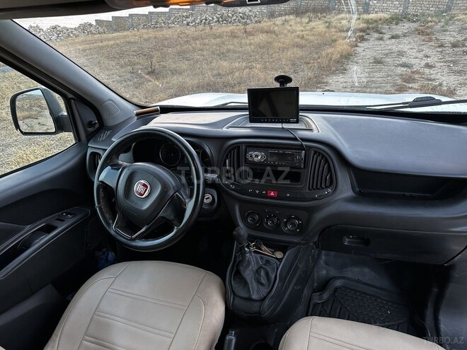 Fiat Doblo 2017, 235,000 km - 1.4 l - Bakı