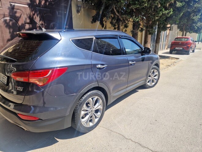 Hyundai Santa Fe-4