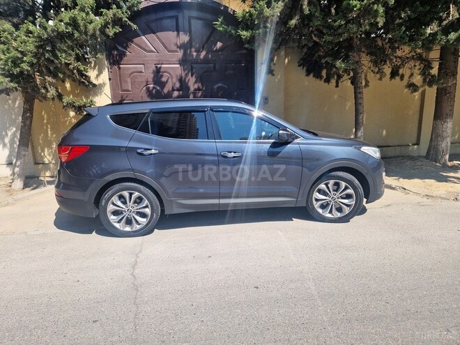 Hyundai Santa Fe-5