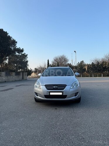 Kia  2008, 300,000 km - 1.6 л - Bakı