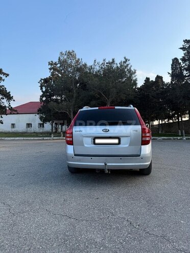 Kia  2008, 300,000 km - 1.6 л - Bakı