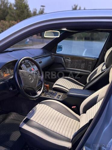 Mercedes E 240 1998, 364,000 km - 2.4 l - Bakı