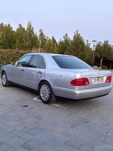 Mercedes E 240 1998, 364,000 km - 2.4 l - Bakı